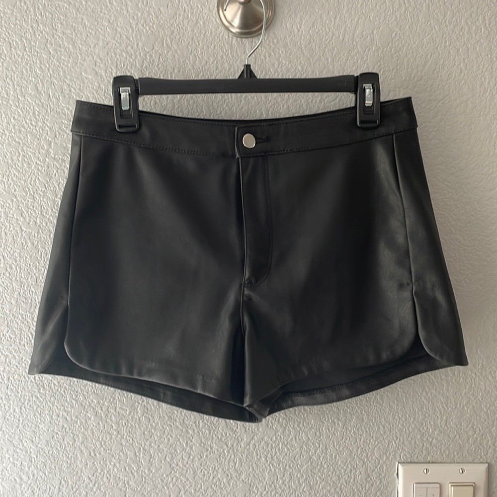 H&M faux leather (PU) shorts